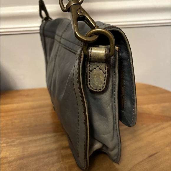 Vintage blue/grey FOSSIL leather bag - Picture 4 of 12
